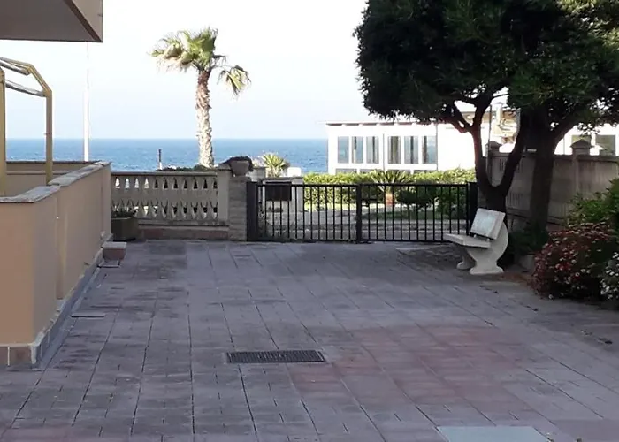 Bilocale Punta Rosa - Fronte * Отранто